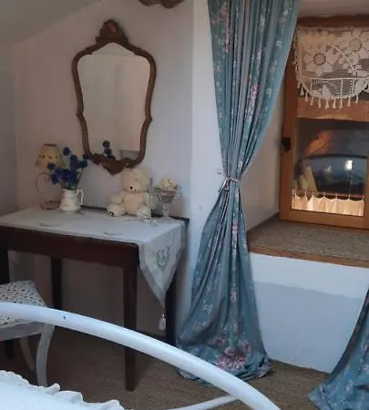 Oda ve Kahvaltı Le Paradis *